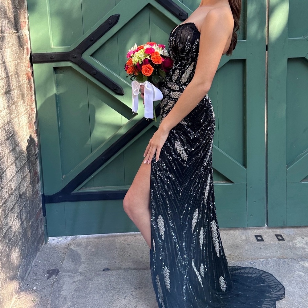 Primavera Couture Black and Silver Strapless Gown